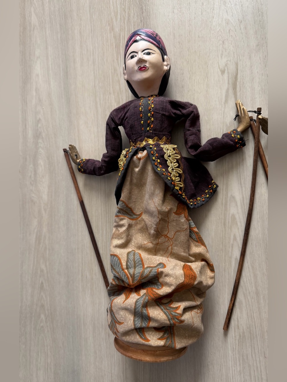 2 Vintage Asian Indonesian Pair Couple Marionette Rod Puppet Dolls - Picture 4 of 13